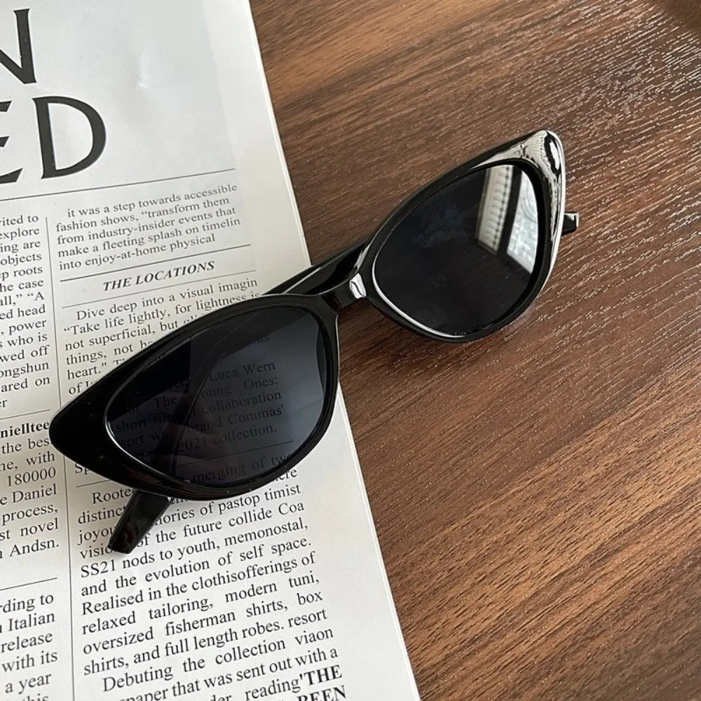 Korean Fashion Cat Eye Sunglasses Women Men Retro Style Eyewear