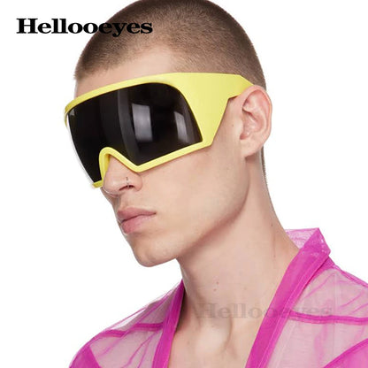 Oversized Black Punk Goggle Sunglasses Women Men Luxury Brand Designer Y2K Sport Sun Glasses Retro One Piece Outdoor Shade UV400