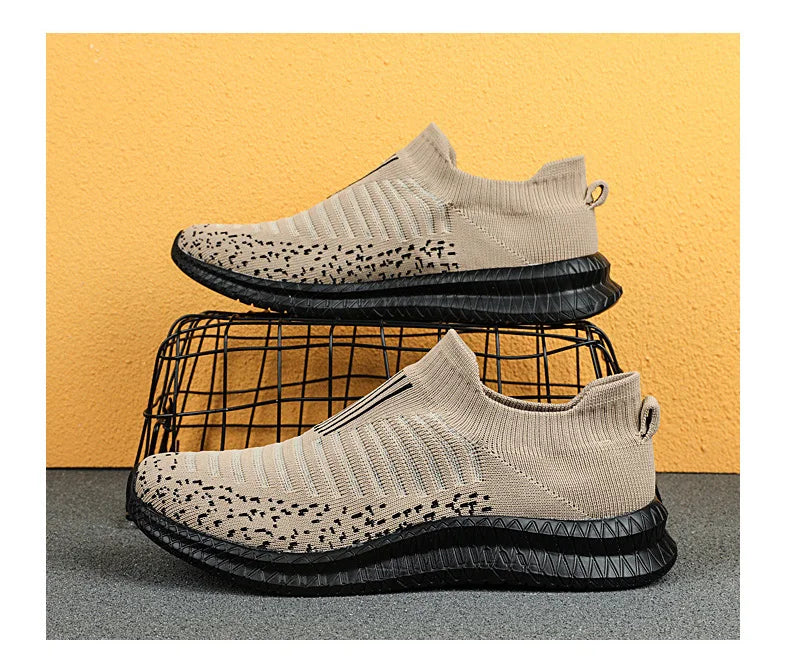 Men's Breathable Sneakers Comfortable Running Shoes Outdoor Slip-On Walking Sneakers Sock Jogging Shoes