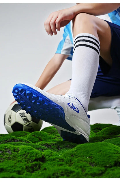 Men Soccer Shoes Youth Football Boots Breathable Comfortable Athletic Training Soccer Cleats Orignal Football Shoes for Kids