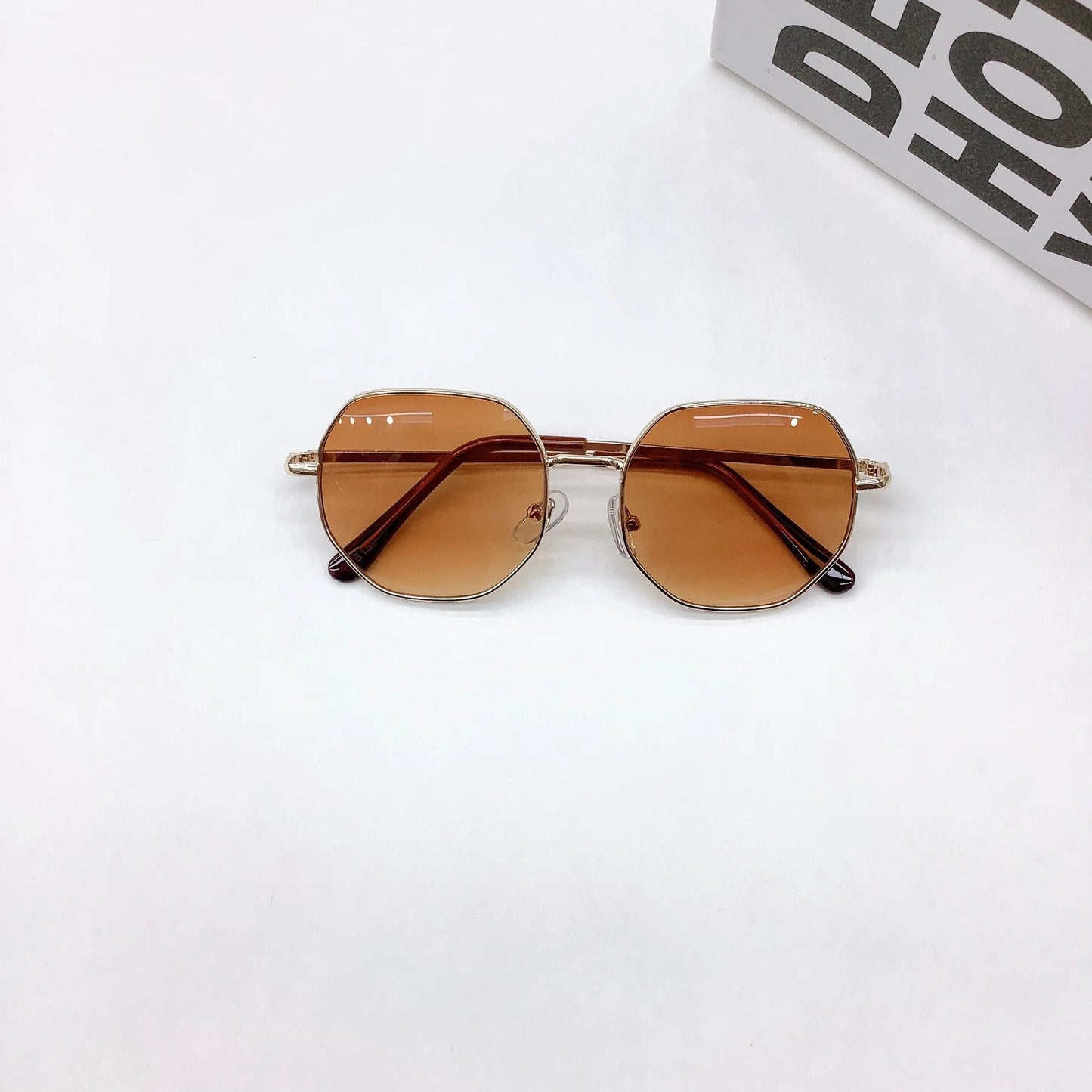 New  Version Of Children's Travel, Shading , SunglaSSeS For Boys Girls, Sun And UV Protection Glasses