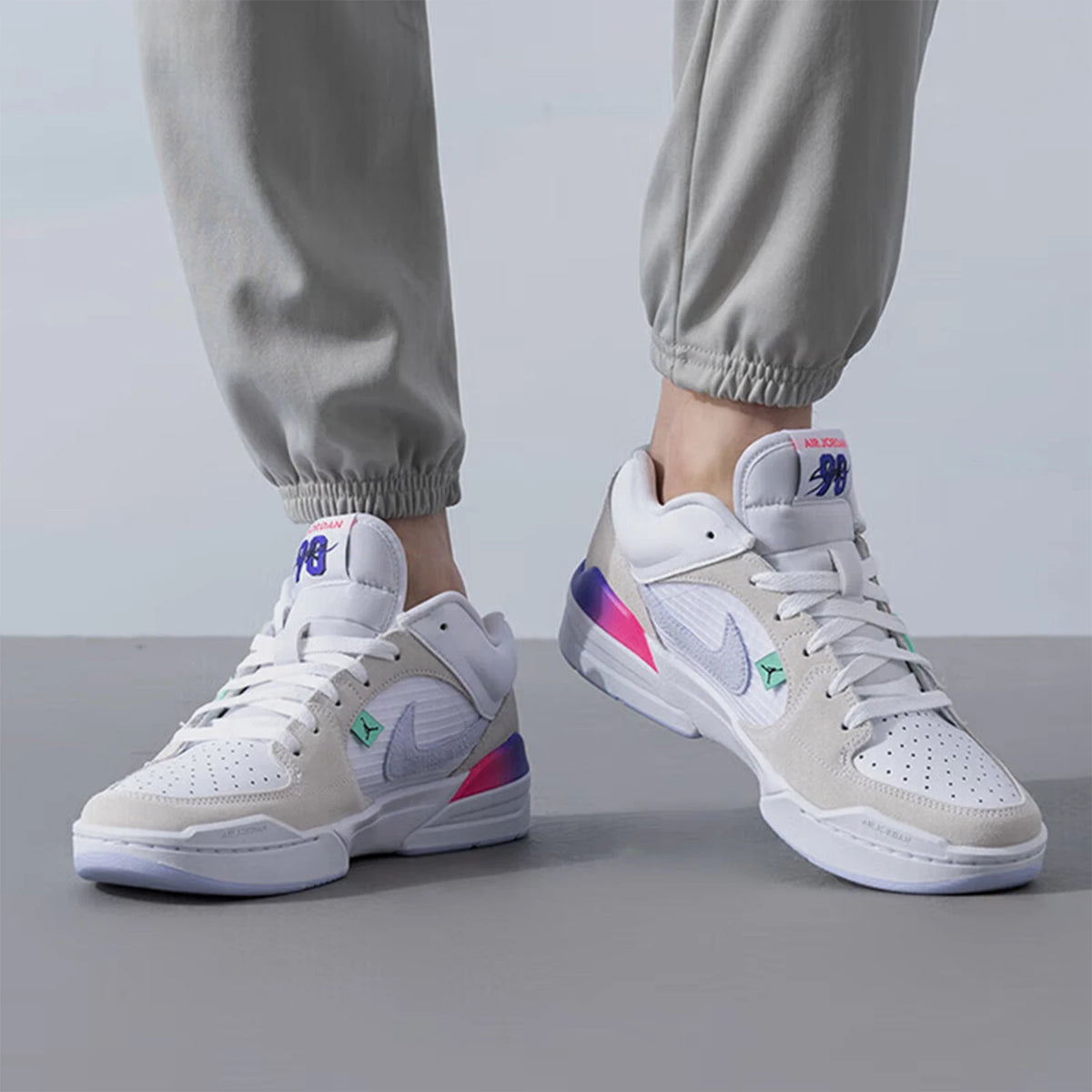 Nike – originálne nové pánske retro priedušné polstrované voľnočasové topánky HF5756-151
