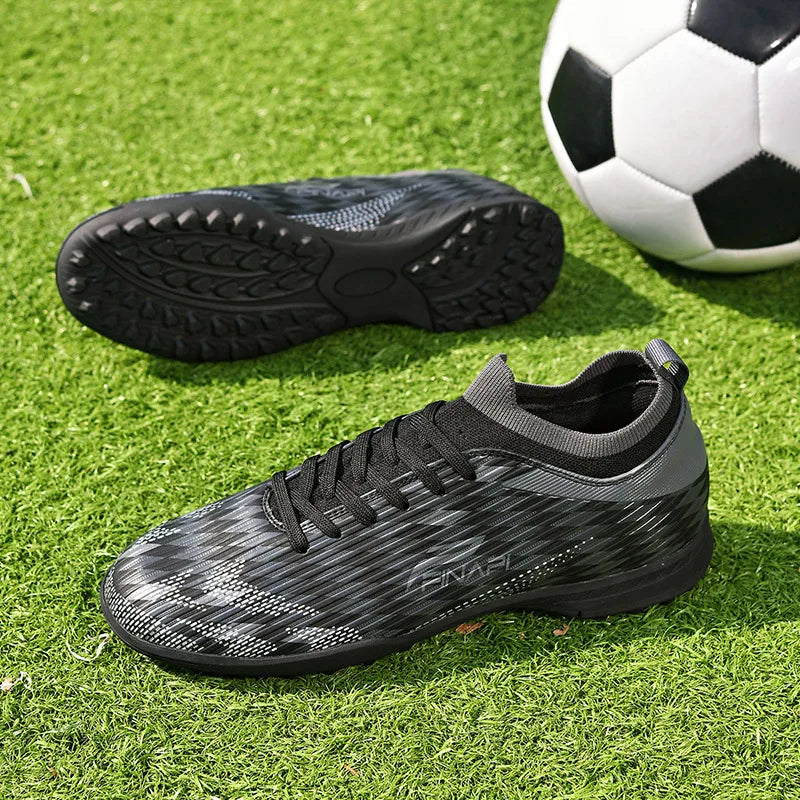 Uudet miesten korkealaatuiset jalkapallokengät, nappulakengät otteluihin, sisäkäyttöön, suosittuihin ulkopeleihin, nurmelle, korkeavartiset futsal-luistamattomat sneakerit
