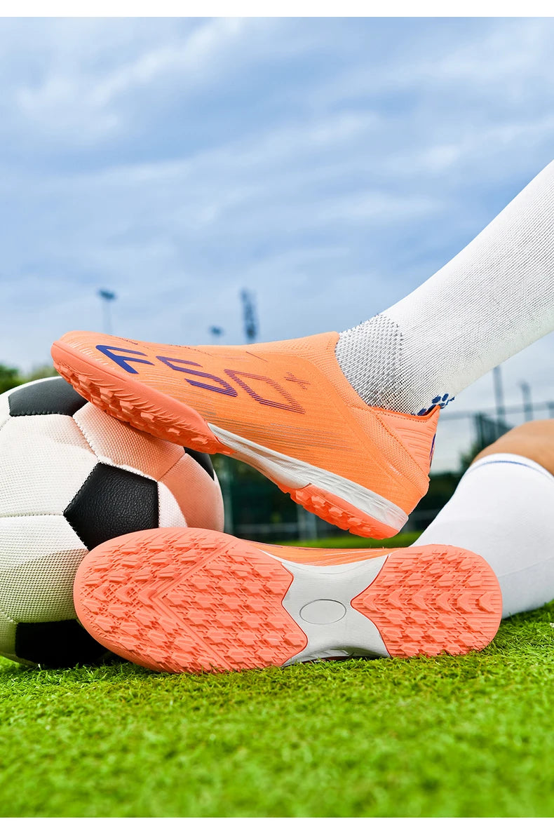 Muške tenisice, kopačke za travu, visokokvalitetne nogometne kopačke, futsal kopačke, neklizajuće dvoranske kopačke, najprodavanije visoke kopačke za van