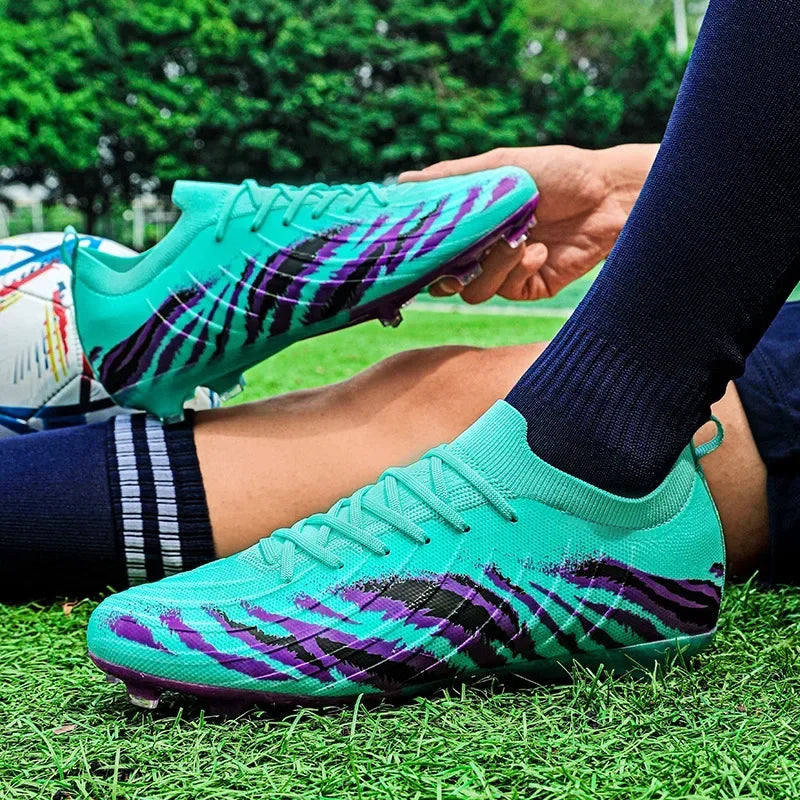 Nuevos zapatos de fútbol unisex para hombre, tacos de fútbol para adultos, ultraligeros, para exterior, deportivos, antideslizantes, cómodos, para césped, de alta calidad