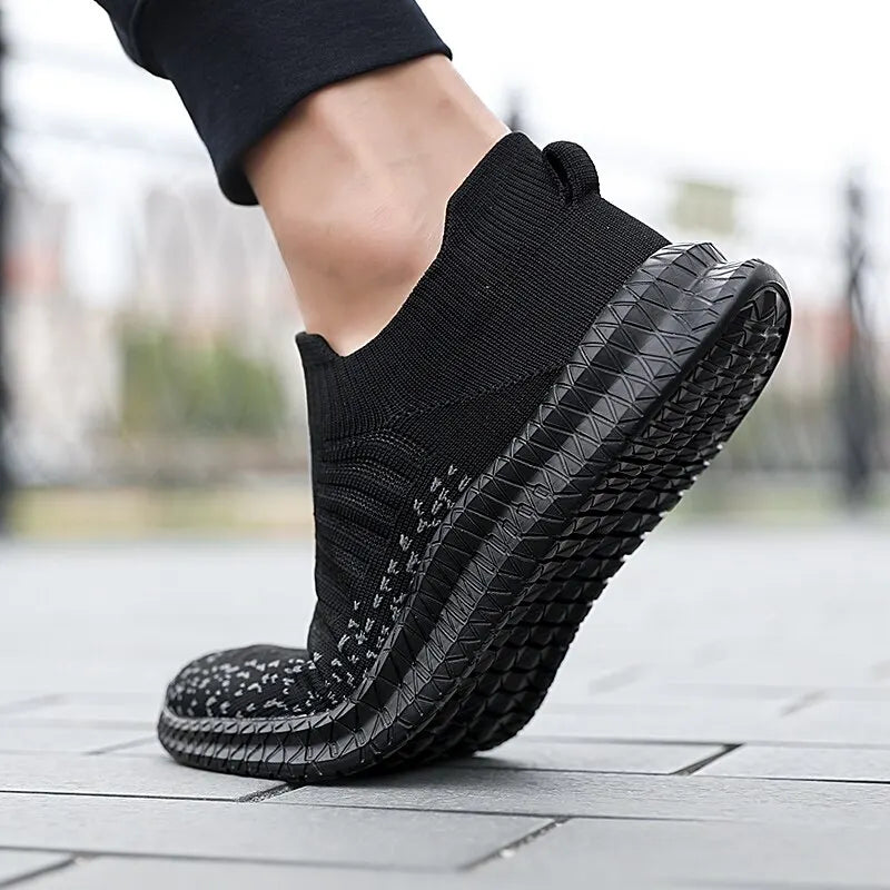 Men's Breathable Sneakers Comfortable Running Shoes Outdoor Slip-On Walking Sneakers Sock Jogging Shoes