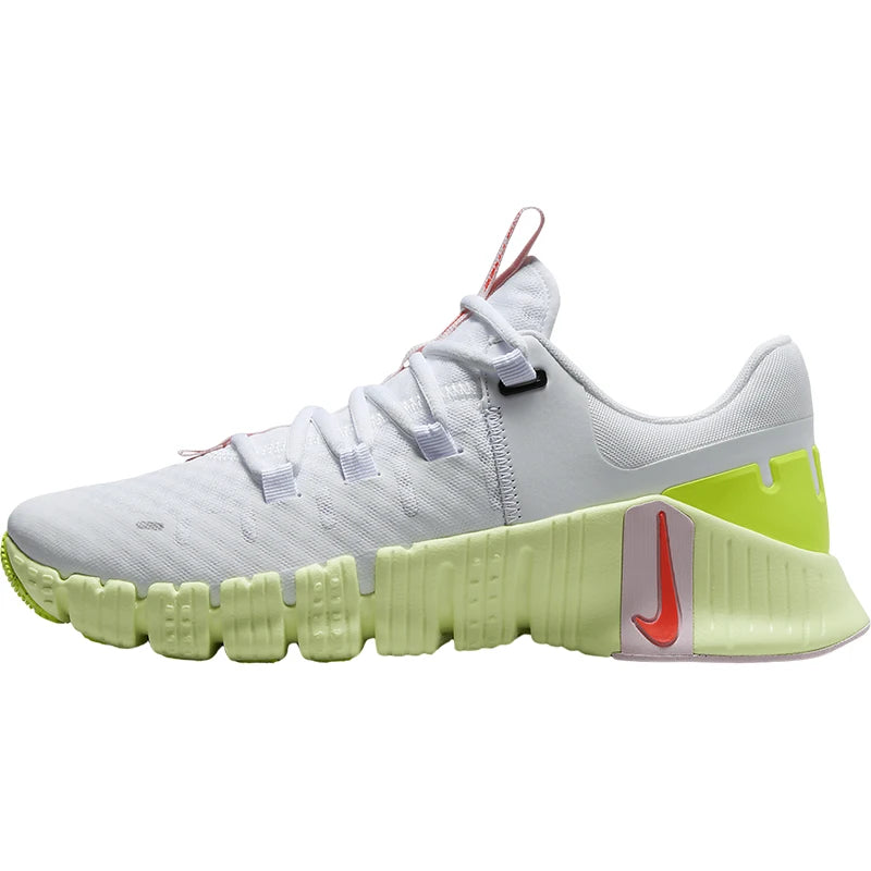 Nike Original Free Metcon 5 Damen-Leichtgewicht-Sportschuhe für das Training DV3950-104