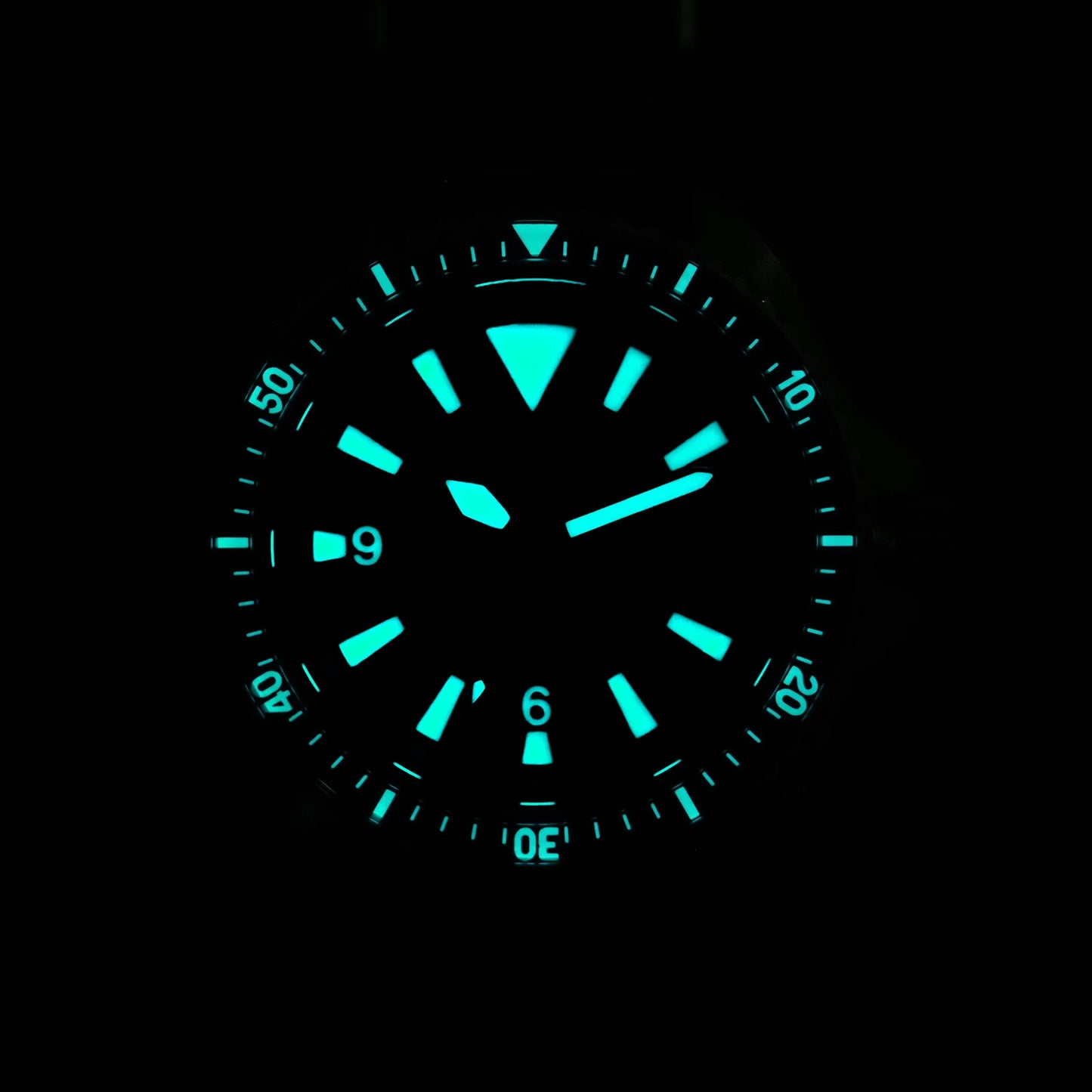 Watchdives WD1980 V3 Quartz Watch 100m Waterproof BGW9 Luminous Nylon Strap Watch Sapphire VH31 Movement Men Watch with Gift Box