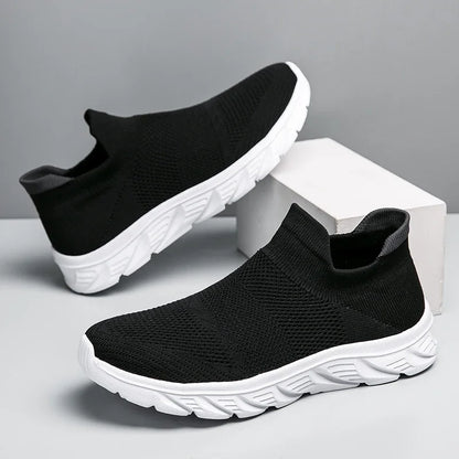 Breathable Men's Casual Shoes Lightweight Vulcanized Outdoor Platform Loafers Soft Mesh Flats Non-slip Sneakers