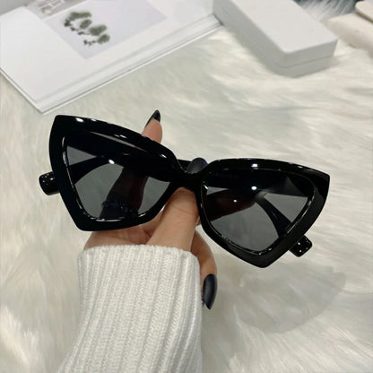 New Vintage Triangle Polygon Sunglasses Women Men Vintage Glasses Retro Cat Eye Sun Glasses Female Male Eyewear Eye Glasses