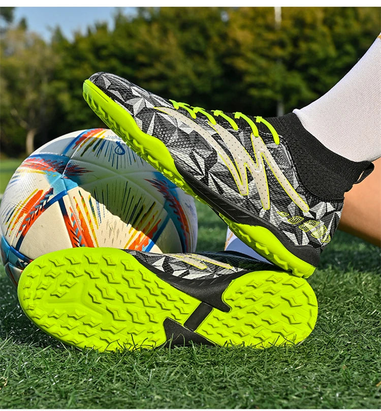 New Men Football Boots Breathable Sport Training Soccer Shoes Cleats Sport Outdoor TF Futsal Match Turf Grass Drop Shipping
