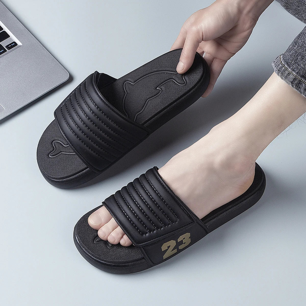 Breathable Summer Flip Flops Men Lightweight Quick Drying Slippers Comfortable Indoor and Outdoor Slides Waterproof Beach Shoes