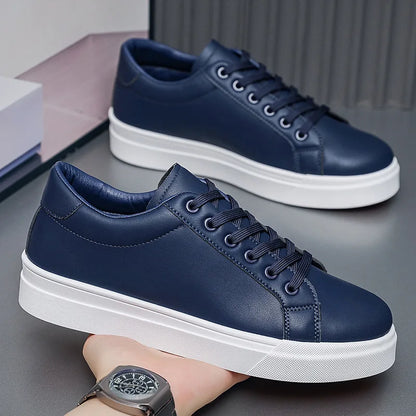 Zapatillas de moda para hombre, novedad muy vendida, blancas y modernas, deportivas y de ocio para estudiantes, versátiles para hombre