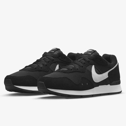 Original Nike Damen-Retro-Low-Top-Fitness-Sneaker mit Dämpfung DM8454-001