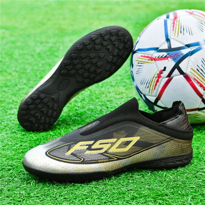 Nouvelles chaussures de football pour hommes, chaussures de sport, chaussures de soccer, haute qualité, ultralégères, haute tige, respirantes, futsal, antidérapantes, pour match en extérieur