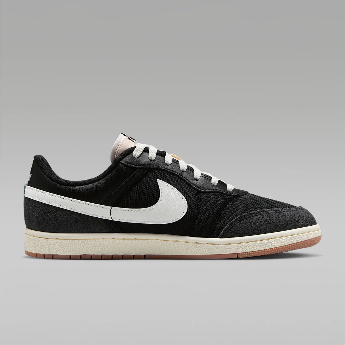 Nike Authentic JORDAN herresneakers med snørebånd, lavt skaft, åndbare og lette IM2055-001