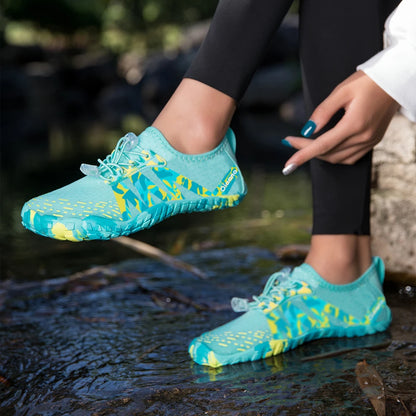 Oiaano platūs barefoot tipo juodi batai vyrams, moterims ir unisex – sportiniai vandens bateliai paplūdimiui, minkštu padu, lengvi ir kvėpuojantys