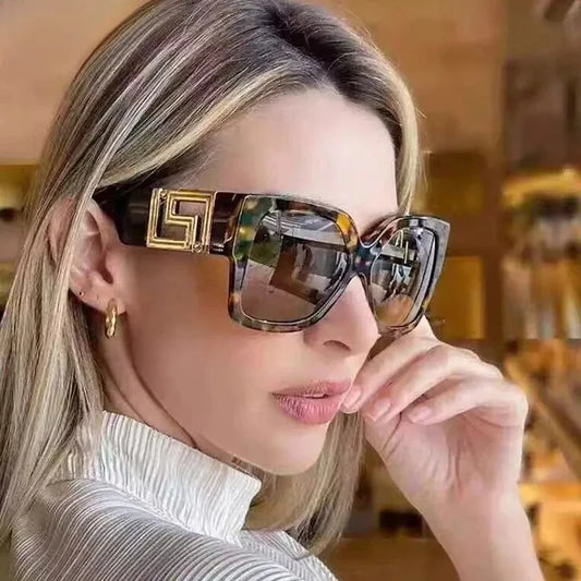 New Oversized Square Sunglasses Women Vintage Trendy Gradient Shades Sun Glasses Luxury Brand Design Eyeglasses Fashion Eyewear