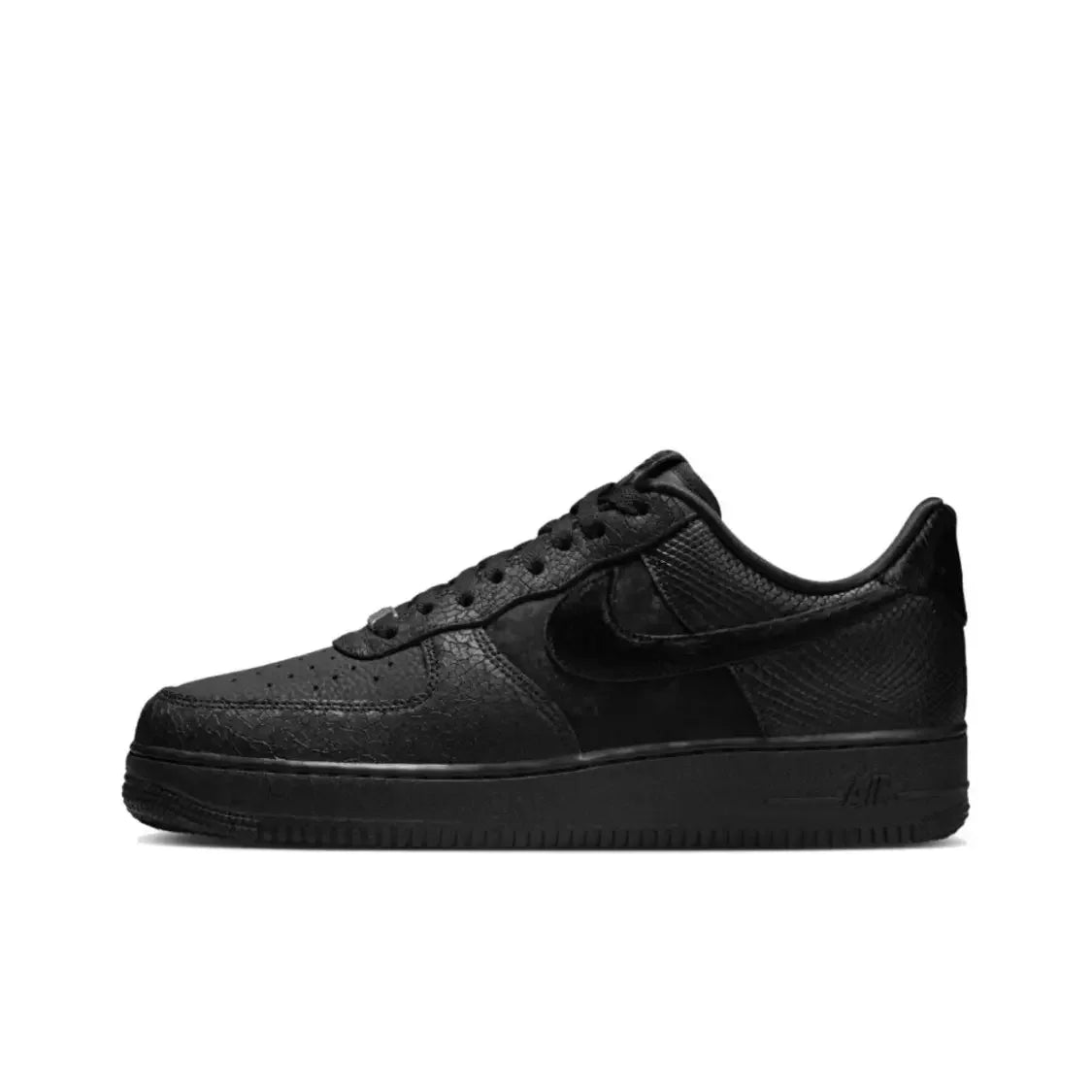Nike Air Force 1 Low Unisex Classic Sneakers, Comfortable Cushioning & Durable Design for Casual Everyday Wear FN8540-100