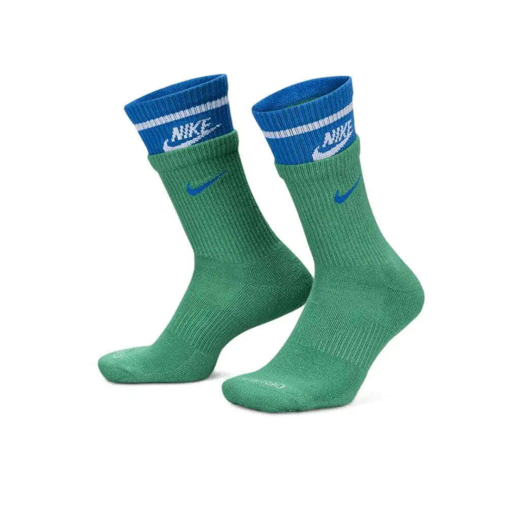 Nike Basketball Socks: AJ Jordan Triple Pack Mid-Calf Socks for Men and Women—Breathable and Moisture-Wicking SX5545-915