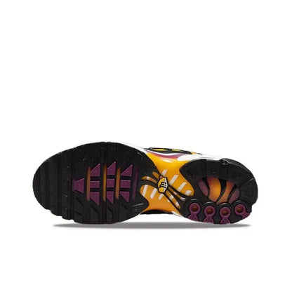 Nike Air Max Plus, chaussures de sport pour hommes, modèle noir et violet, en tissu respirant, avec amorti, pour l'entraînement, DX2663-001.