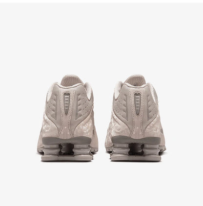 Nike Shox R4 autentiche da donna, scarpe da running basse ammortizzate HV0934-001