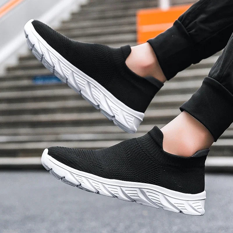 Breathable Men's Casual Shoes Lightweight Vulcanized Outdoor Platform Loafers Soft Mesh Flats Non-slip Sneakers