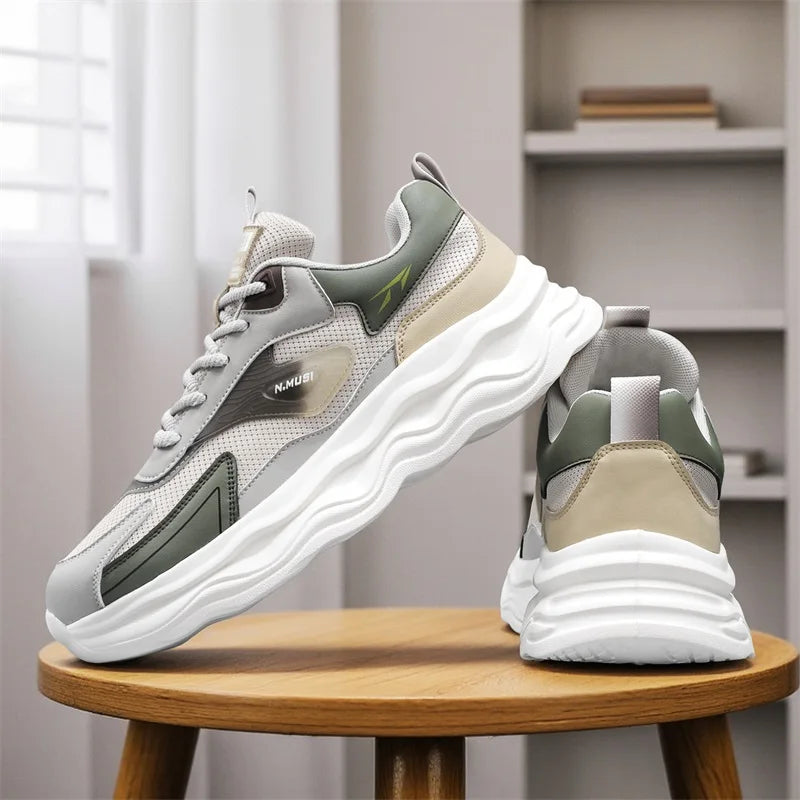 High Quality Casual Leather Shoes for Men 2026 New Autumn Lightweight Outdoor Shoes Fashion Thick Bottom Antiskid Walking Shoes