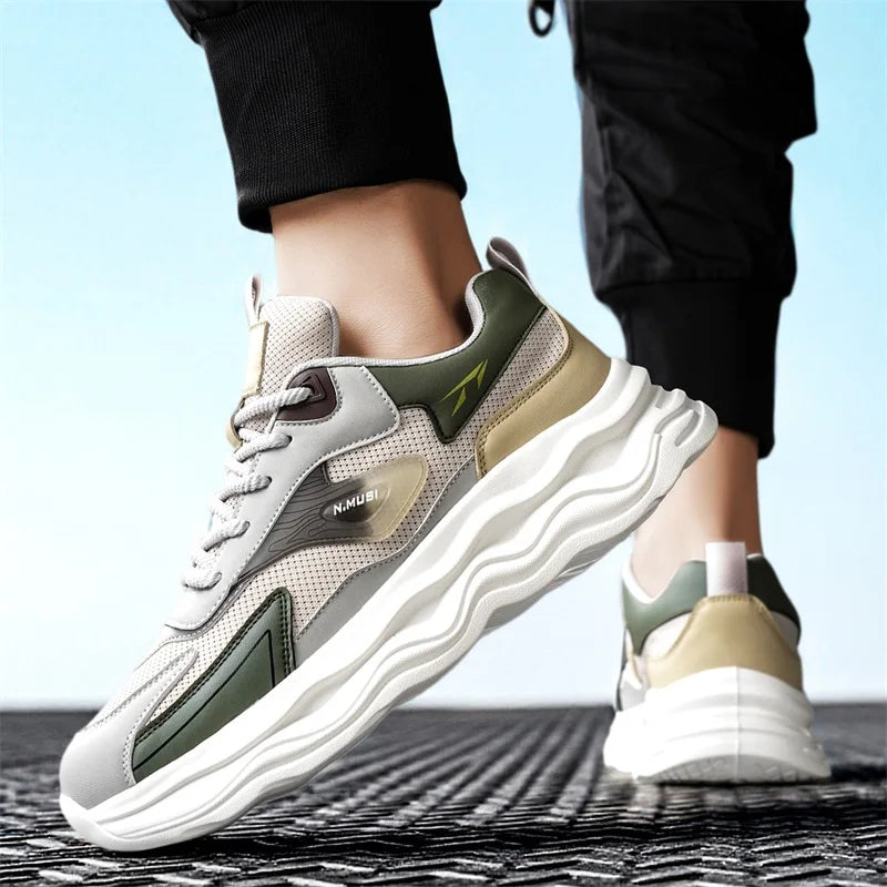 High Quality Casual Leather Shoes for Men 2026 New Autumn Lightweight Outdoor Shoes Fashion Thick Bottom Antiskid Walking Shoes
