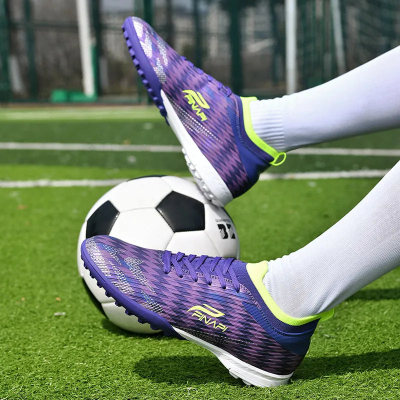Uudet miesten korkealaatuiset jalkapallokengät, nappulakengät otteluihin, sisäkäyttöön, suosittuihin ulkopeleihin, nurmelle, korkeavartiset futsal-luistamattomat sneakerit