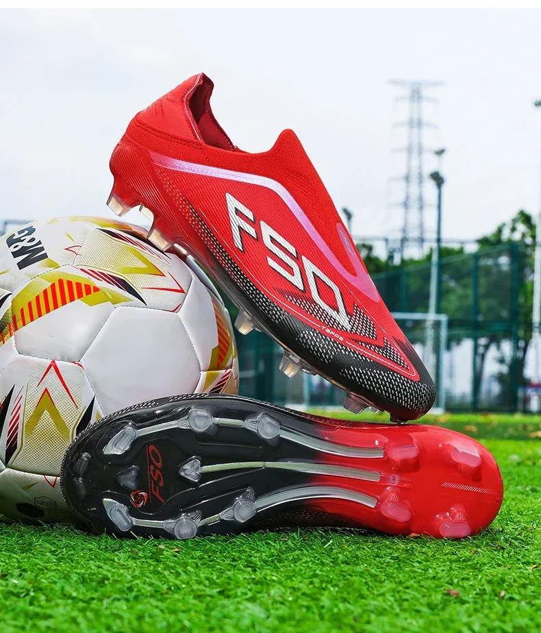 Nouvelles chaussures de football pour hommes, crampons pour terrain en herbe, de haute qualité, antidérapantes, légères, mi-hautes, pour les matchs en extérieur, chaussures de sport, très vendues pour l'entraînement.