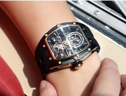 MINI FOCUS Herren-Armbanduhr, modisch, schwarz, wasserdicht, automatische mechanische Uhr mit Leuchtzeigern, Silikonarmband und Tonneau-Zifferblatt