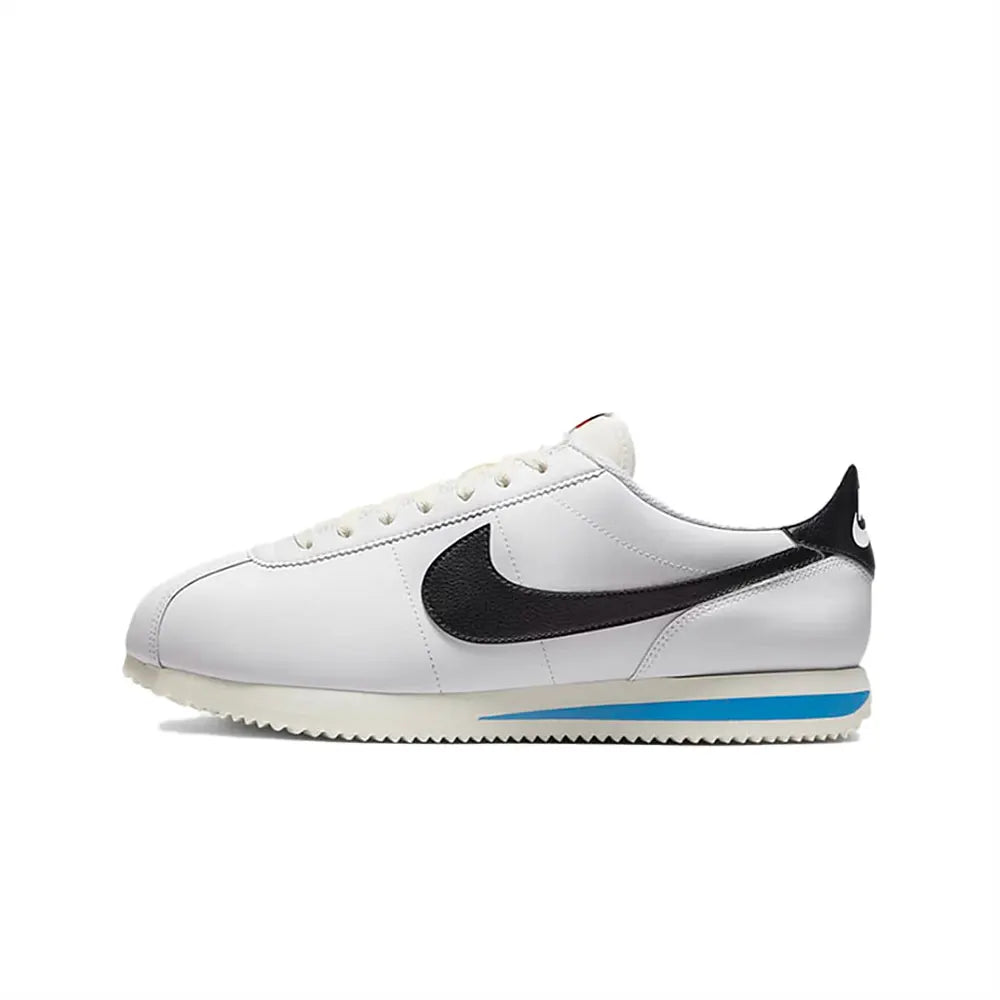 Zapatillas Nike Classic Cortez: diseño retro clásico, cómodas, con amortiguación, ligeras y resistentes, ideales para el día a día. DM4044-002