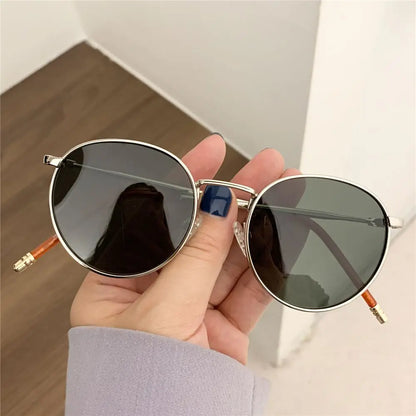 Fashion Women Men Sunglases Round Sun Glasses Women's Metal Frame Eyewear Men Fishing Glasses Hip Hop Metal Frame UV400 Shades
