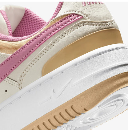 Nike Offiziell, Original, Neu: Modische Trend-Sport-Freizeit-Sneaker für Damen DX9176-005