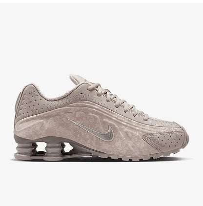 Nike Shox R4 autentiche da donna, scarpe da running basse ammortizzate HV0934-001
