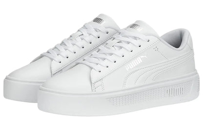 Baskets Puma Smash Platform v3, modèle blanc et argenté, 390758-01.