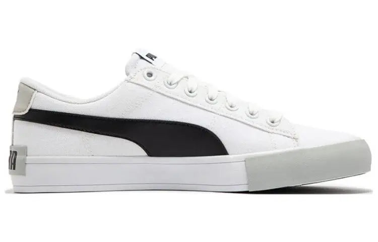 Puma Bari, baskets basses décontractées, polyvalentes, confortables, amortissantes, légères, respirantes, blanches et noires, 389383-01