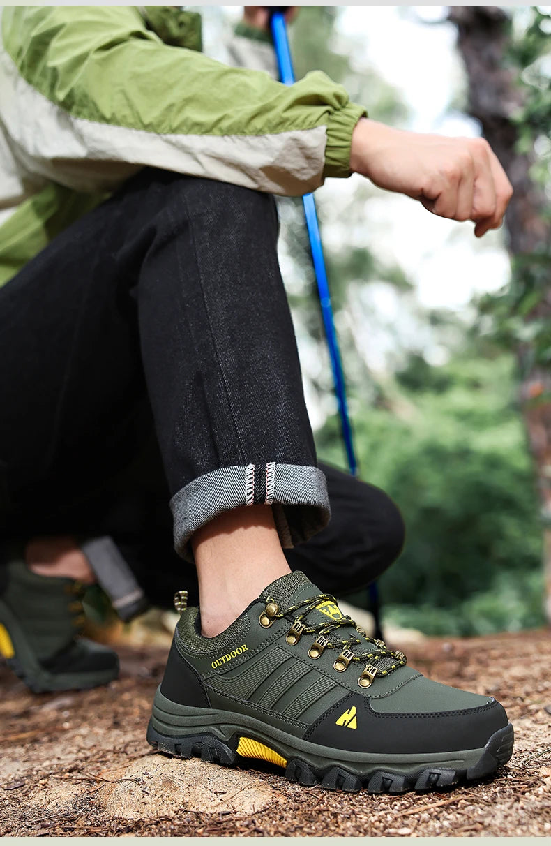 Men's Hiking Shoes outdoor waterproof Leather Anti Slip Comfortable Hunting Walking Shoes Wear-resistant Casual Sneakers