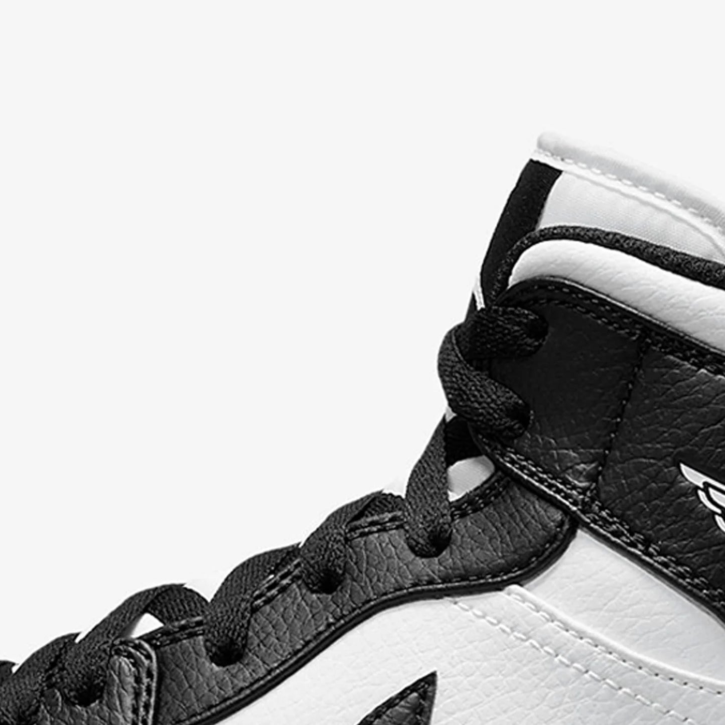 Scarpe da allenamento da uomo Nike Authentic Jordan Football FJ6805-100