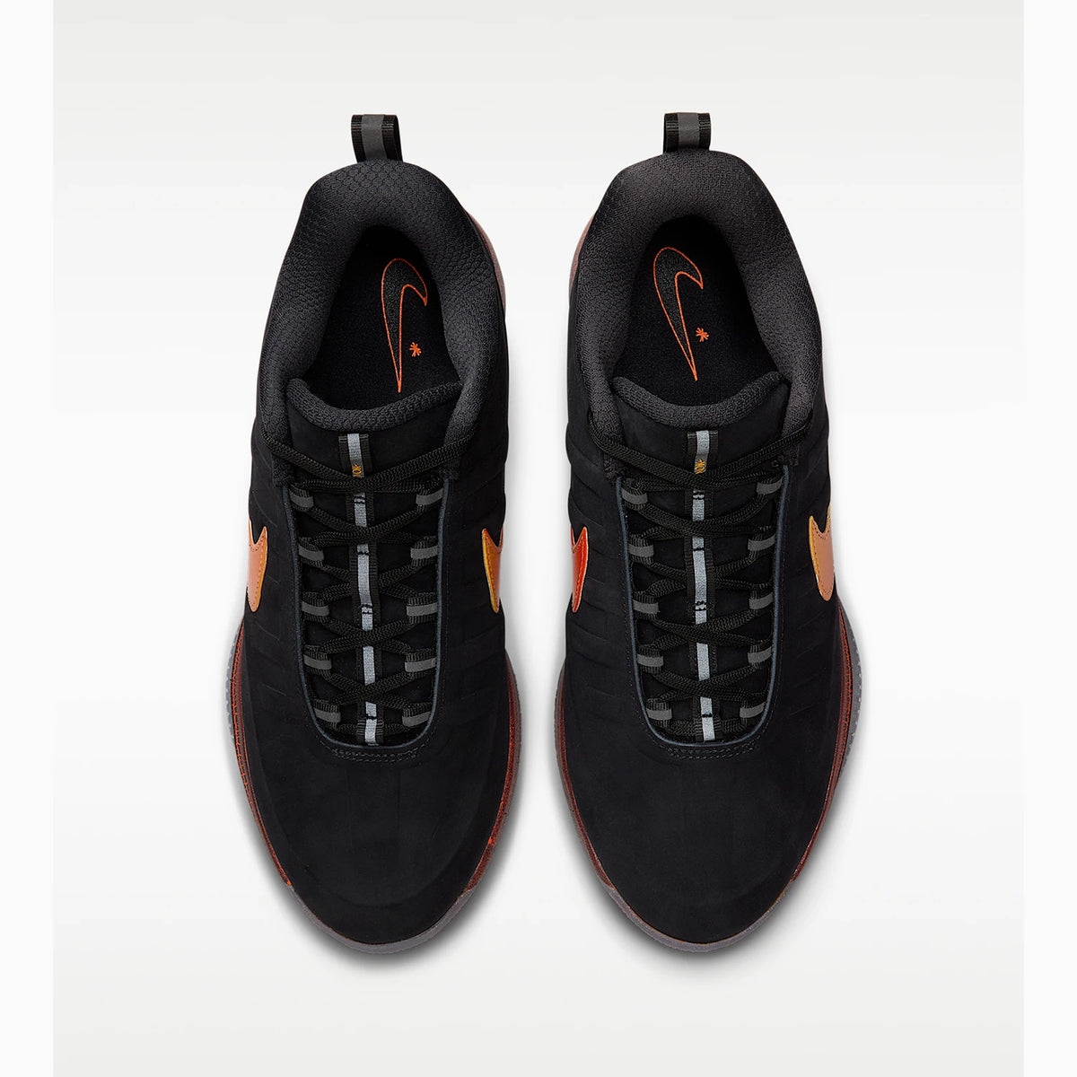 Nike Authentic Four Seasons Style letvægts-basketballsko til mænd med polstring og snørebånd IB6688-001