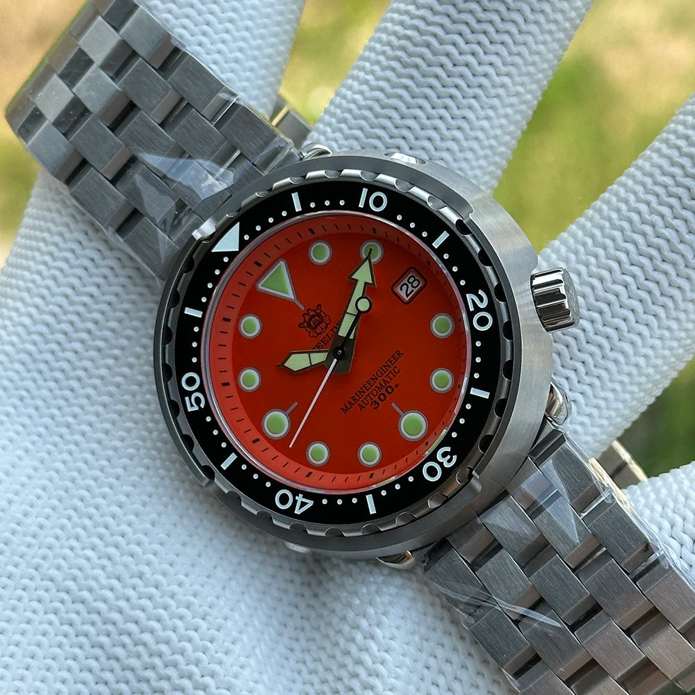 STEELDIVE Popular SD1975 47.5MM Case Red Dial 300M Waterproof AR Sapphire Glass Tuna Dive Men's NH35 Automatic Watches for You