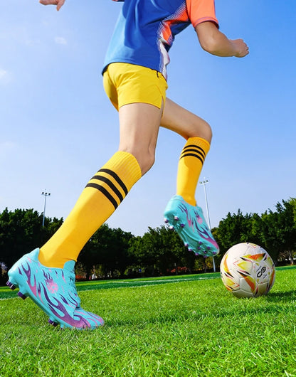 Professional Children's Football Shoes Outdoor Soccer Shoes Kids Futsal Sneakers Lightweight Non-slip Child Soccer Cleats Boys