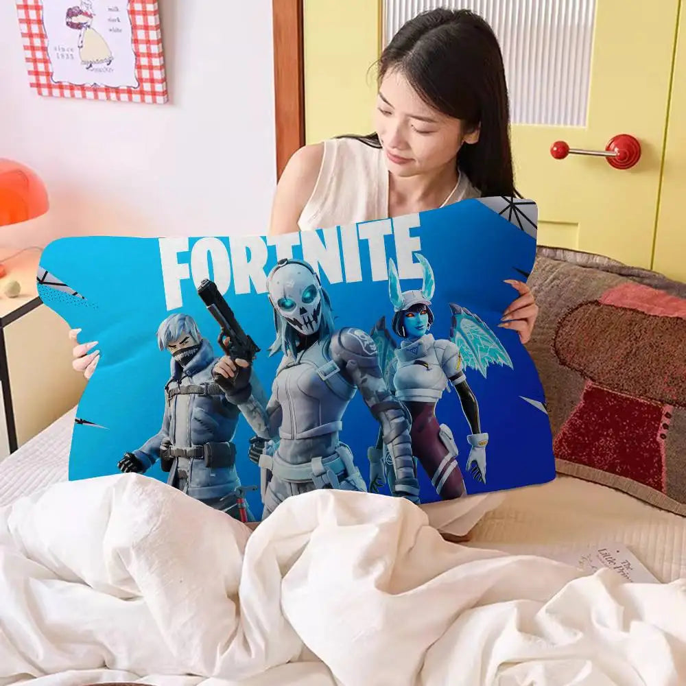Joc de desene animate F-FortniteS. Fabricat din poliester cu uscare rapidă, antiderapant. Prosop de pernă de înaltă calitate. Față de pernă antiderapantă, fixată bine.
