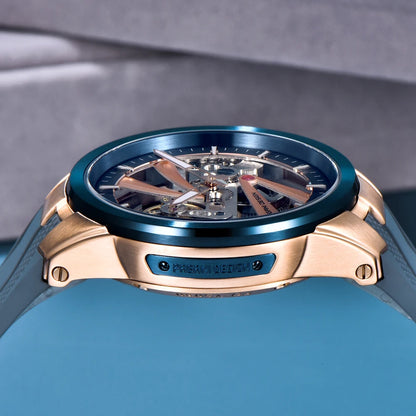 PAGANI DESIGN -miestenkello – Mekaaninen automaattinen luksusmalli, ”skelettityyppinen” (avoin rakenne), varustettu tourbillon-mekanismilla, heijastamattomalla safiirilasilla, vesitiivis ja valoa heijastava.