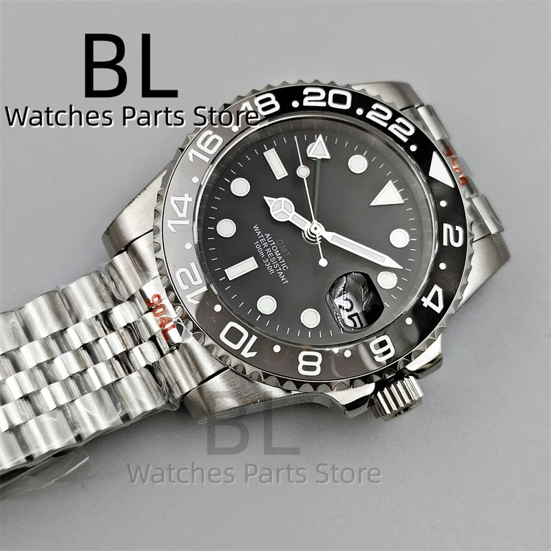 BLIGER 40mm NH34 GMT Watch For Men With Black Gray Ceramic Bezel Sapphire Glass Green Gmt Hands Green GMT Text Jubilee Bracelet