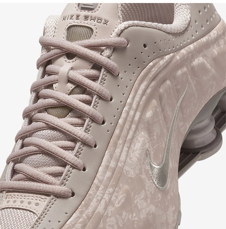 Nike Shox R4 autentiche da donna, scarpe da running basse ammortizzate HV0934-001