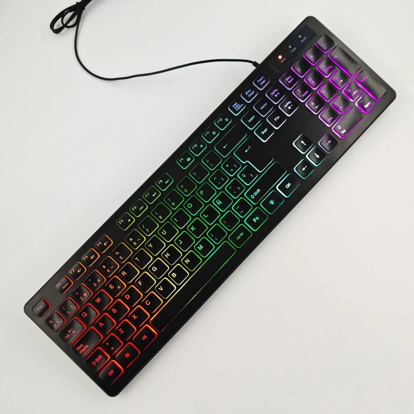 Computer-Gaming-Tastatur mit RGB-Hintergrundbeleuchtung, leise kabelgebundene USB-Tastatur für Büro und Zuhause – Russisch, Französisch, Spanisch, Deutsch, Arabisch, Englisch