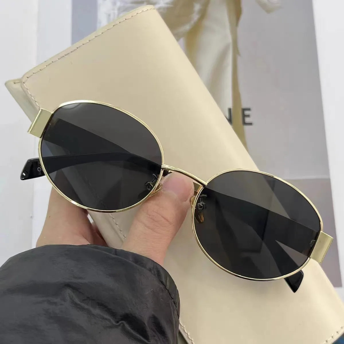 New Small Oval Women Sunglasses Trendy Luxury Design Metal Frame Shades UV400 Eyewear for Female Classic Vintage Sun Glasses