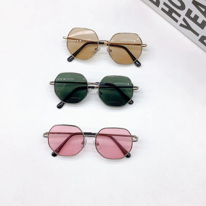 New  Version Of Children's Travel, Shading , SunglaSSeS For Boys Girls, Sun And UV Protection Glasses